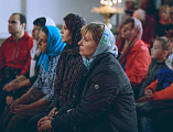 «Как накормить пятью хлебами пять тысяч человек? Чудеса Иисуса Христа и проповедь апостолов». В Покровском кафедральном соборе г. Шахты продолжаются регулярные беседы на евангельское чтение