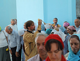 Преосвященнейший епископ Симон и паломники Шахтинской епархии молились за Литургией в храме святителя Николая Чудотворца станицы Еланской Шолоховского района