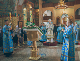 В двунадесятый праздник Рождества Пресвятой Богородицы Преосвященнейший епископ Симон совершил Божественную литургию, постриг во чтеца и хиротесию в иподиакона в Покровском кафедральном соборе г. Шахты