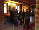 В храме Всех святых прошла встреча кадет со священником