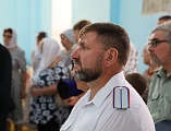 Епископ Симон возглавил молитву у святынь в старинном казачьем храме святителя Николая Чудотворца станицы Еланской