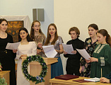 Духовные цветы Рождественского Вифлеема: в шахтинском вузе говорили о смыслах и праздничных традициях наступающего торжества
