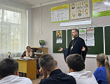 Встреча школьников с протоиереем Романом Мясниковым 