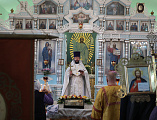 Престольный праздник молитвенным торжеством отметил храм Архистратига Михаила пос. Каменоломни