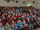 В Зверево-Никольском благочинии состоялась концертная программа с участием Народного артиста СССР Василия Ланового. На мероприятии присутствовал иерей Димитрий Дяур