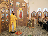 В новопостроенном храме в честь святого благоверного князя Александра Невского г. Шахты совершена первая Божественная литургия архиерейским чином