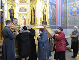 «Благодарим Тебя Боже, за год уходящий. Благослови Боже, год грядущий!». В храме Покрова Пресвятой Богородицы встретили Новый год за Божественной литургией