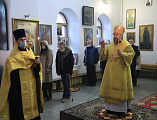 Накануне дня памяти святителя Николая Чудотворца Преосвященнейший епископ Симон совершил всенощное бдение в Никольском храме пос. Аюта