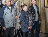 В праздник Входа Господня в Иерусалим епископ Симон совершил богослужение в Покровском кафедральном соборе города Шахты