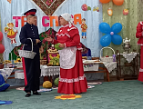 Протоиерей Роман Мясников принял участие в празднике «Три Спаса», который прошел в детском саду ст. Манычской