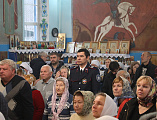 Престольный праздник молитвенным торжеством отметил храм Архистратига Михаила пос. Каменоломни