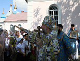 Престольное торжество в храме в честь образа Божией Матери Казанской в городе Гуково возглавил Преосвященнейший епископ Симон