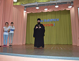 Благочинный Каменск-Шахтинского округа иерей Александр Теличкин принял участие в слете волонтерских движений общеобразовательных школ города
