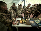 Руководитель военного отдела епархии поздравил военнослужащих с Днем православной книги