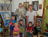 Акция «Поможем собрать детей в школу» прошла в храме святой мученицы Татианы п.Персиановский