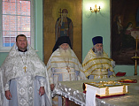 Престольный праздник молитвенным торжеством отметил храм Архистратига Михаила п. Каменоломни Октябрьского района