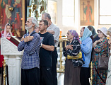 В день памяти святителя Луки Крымского Преосвященнейший епископ Симон совершил Божественную литургию в Покровском кафедральном соборе города Шахты