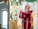 В день Усекновения главы Крестителя Господня Иоанна Преосвященнейший епископ Симон совершил Божественную литургию в Покровском кафедральном соборе города Шахты