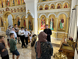 Молодежный парламент города Зверево посетил с экскурсией Свято-Никольский храм