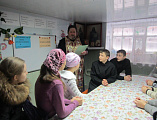В Никольском храме г. Шахты в день Сретения Господня состоялся круглый стол с молодежью прихода, посвященный дню Православной молодежи