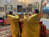 Епископ Николай возглавил Божественную литургию в Свято-Пантелеимоновском храме города Миллерово