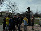 Учащиеся школы № 1 г. Донецка посетили храм Успения Пресвятой Богородицы