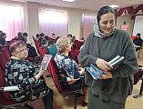 Настоятель храма Архангела Михаила провёл встречу со школьниками ко Дню православной книги