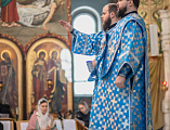 Божественная литургия в Покровском кафедральном соборе города Шахты
