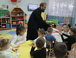Первые шаги к православной культуре: воспитанники детского сада «Сказка» встретили День православной книги