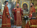 Праздников Праздник и Торжество из Торжеств. В праздник Светлого Христова Воскресения в Покровском кафедральном соборе г. Шахты состоялось торжественное богослужение