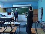 Иерей Алексий Скосарев поздравил преподавателей и учащихся колледжа экономики и сервиса ИСОиП (ф) ДГТУ с днем памяти святителя Николая Чудотворца