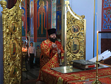 В праздник святых жен-мироносиц социальных работников Шахтинской епархии наградили епархиальными наградами