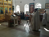 В Троицком храме Каменск-Шахтинского благочиния в день тезоименитства Святейшего Патриарха Кирилла вознесли сугубую молитву