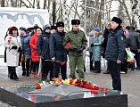Минутой молчания почтили память воинов и мирных жителей, погибших во время освобождения Новошахтинска от немецко-фашистских захватчиков