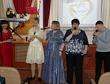 В районном Доме культуры поселка Чертково прошел концерт, посвященный Международному дню инвалидов. В мероприятии принял участие протоиерей Антоний Колистратов
