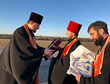 Из Шахтинской епархии Благодатный огонь передан верующим юго-востока Украины