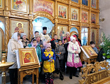 Дети и взрослые из детской первичной организации «Милосердие» городского общества инвалидов посетили Донской храм г. Новошахтинска