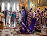 В Неделю Торжества Православия епископ Симон совершил Божественную литургию в Покровском кафедральном соборе