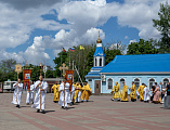 Праздничная Литургия в день памяти первоверховных апостолов Петра и Павла в Покровском кафедральном соборе города Шахты