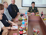 Руководитель епархиального отдела по приграничному сотрудничеству принял участие во встрече с участником СВО