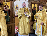 Епископ Симон совершил Божественную литургию в храме святителя Николая слободы Родионово-Несветайской