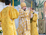 Преосвященнейший епископ Симон в день своего рождения возглавил Божественную литургию в Покровском кафедральном соборе города Шахты