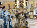 В престольный праздник Преосвященнейший епископ Симон возглавил Божественную литургию в храме Державной иконы Божией Матери города Донецка