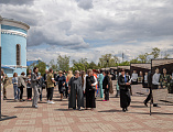 При Покровском кафедральном соборе города Шахты вновь открылась фотовыставка «Семья героя. Шахты»