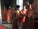 Правящий архиерей Шахтинской епархии Преосвященнейший епископ Симон возглавил Божественную литургию в Покровском кафедральном соборе г. Шахты и совершил иерейскую хиротонию