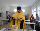 «Святителю отче Николае, моли Бога о нас». Протоиерей Вячеслав Лавлинский совершил водосвятный молебен в больнице туберкулезного диспансера города Каменск-Шахтинский