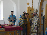 В престольный день Преосвященнейший епископ Симон совершил Божественную литургию в храме Державной иконы Божией Матери города Донецка