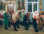 В престольный праздник Преосвященнейший епископ Симон совершил Божественную литургию в храме святителя Николая, архиепископа Мир Ликийских, Чудотворца города Шахты