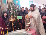 Иерей Георгий Лукащук освятил воды реки Калитва возле храма Покрова Пресвятой Богородицы сл. Никольской