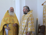 Преосвященнейший епископ Симон совершил чин великого освящения храма Державной иконы Божией Матери г. Донецка